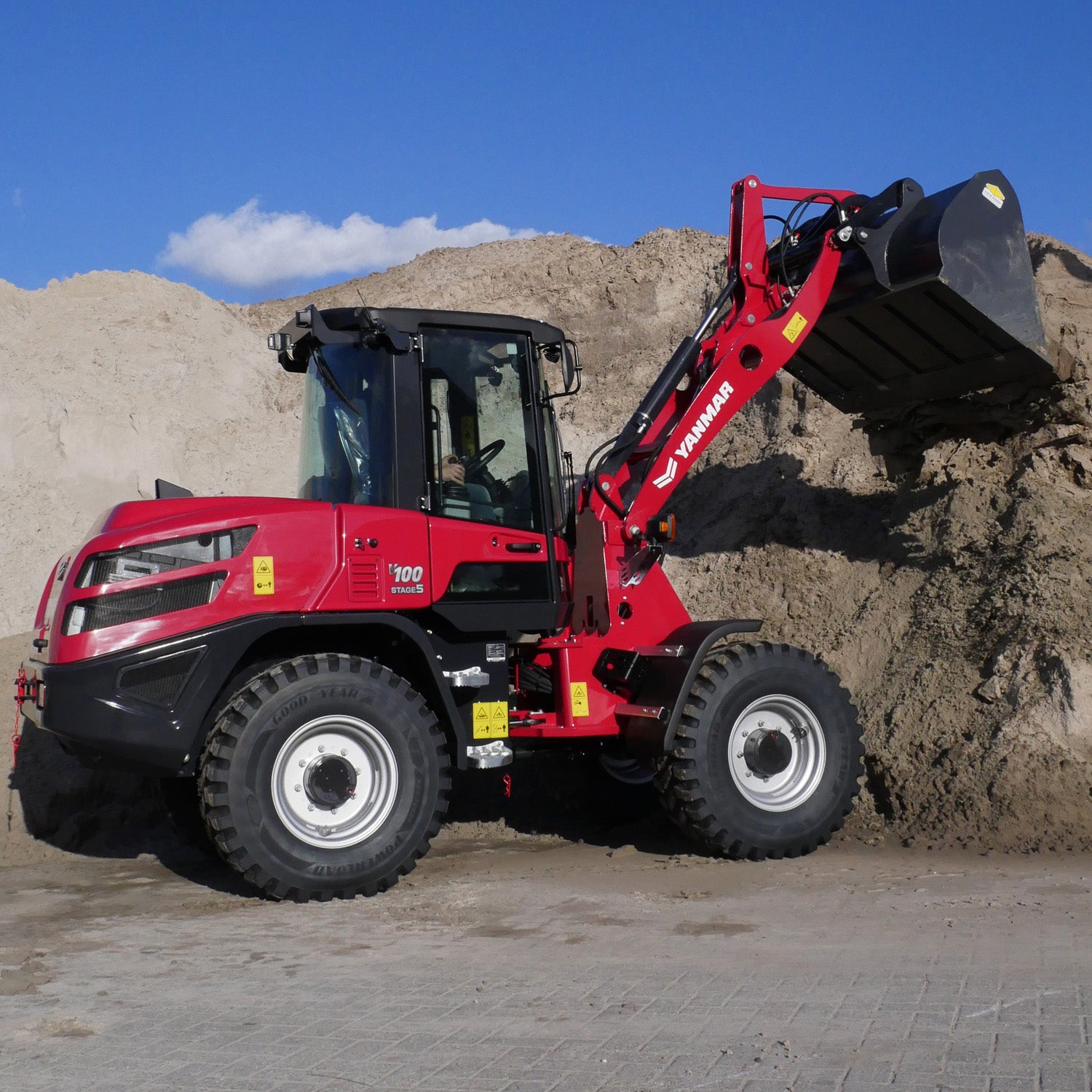 Wiellader Yanmar V100-5